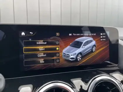 Photo 13 Mercedes GLA 200 d AMG Line