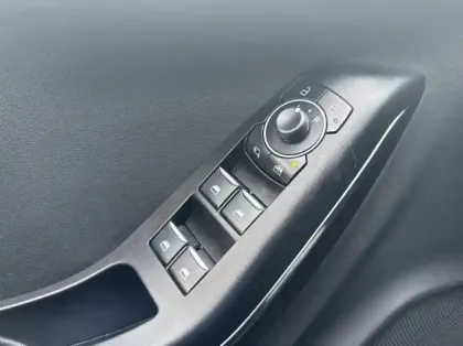 Photo 5 Ford Puma 1.0 Flexifuel 125ch S&S mHEV ST-Line