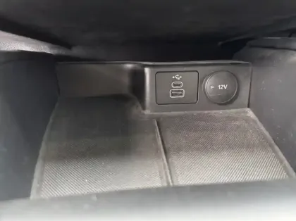 Photo 21 Ford Kuga 2.5 Duratec 190ch FHEV E85 ST-Line BVA