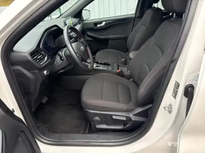 Photo 9 Ford Kuga 2.5 Duratec 190ch FHEV E85 ST-Line BVA