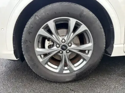 Photo 13 Ford Kuga 2.5 Duratec 190ch FHEV E85 ST-Line BVA