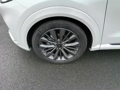 Photo 13 Ford Puma 1.0 EcoBoost Hybrid 125ch Sound Edition S&S Powershift