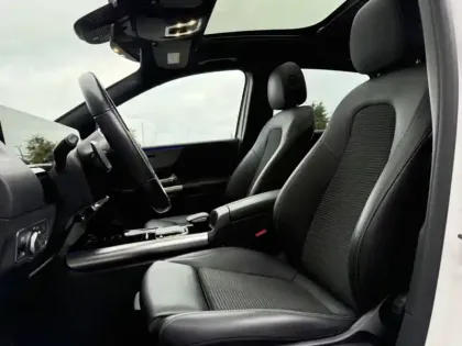 Photo 17 Mercedes Classe B 180 d Progressive Line Edition