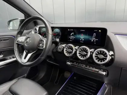 Photo 10 Mercedes Classe B 180 d Progressive Line Edition