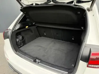 Photo 6 Mercedes Classe B 180 d Progressive Line Edition