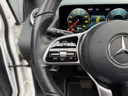 Photo 25 Mercedes Classe B 180 d Progressive Line Edition