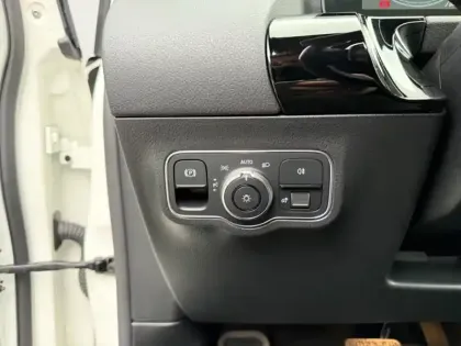 Photo 23 Mercedes Classe B 180 d Progressive Line Edition