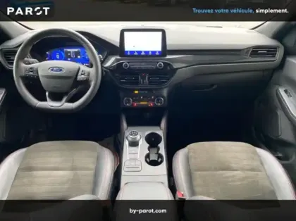 Photo 12 Ford Kuga 2.5 Duratec 190ch FHEV E85 ST-Line X BVA