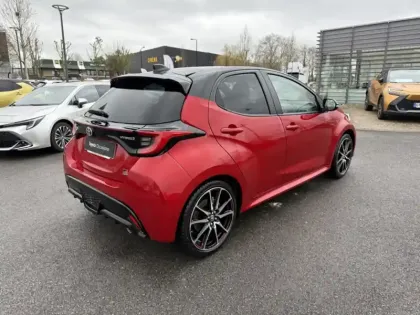 Photo Toyota Yaris Hybride 116h Gr Sport Pack Techno Plus - To