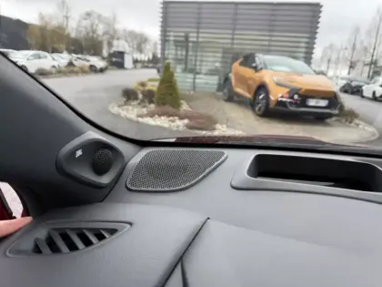 Photo 17 Toyota Yaris Hybride 116h GR SPORT Pack Techno Plus - TO