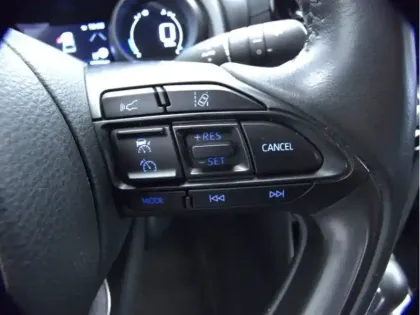 Photo 17 Toyota Yaris Hybride 1.5 HYBRID 116H DYNAMIC