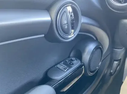 Photo 5 Mini Mini Gén. III (F56) Ph3 Edition Camden 3