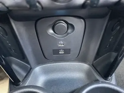 Photo 38 Mini Mini Gén. III (F56) Ph3 Edition Camden 3