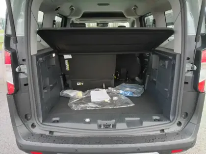 Photo 10 Ford Tourneo Courier 136ch 54kWh Active