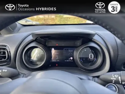 Photo 13 Toyota Yaris Hybride 1.5 HYBRID 116H DESIGN AUTO