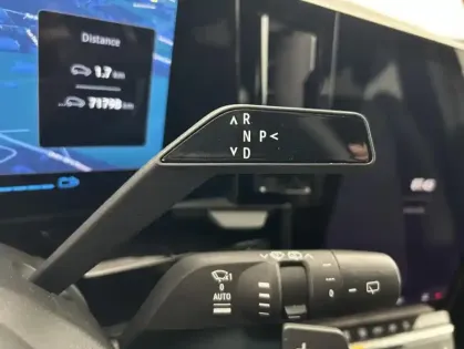 Photo 12 Renault Espace 1.2 E-Tech full hybrid 200ch Techno 7 places