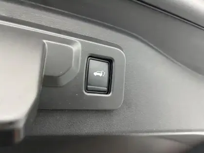 Photo 30 Renault Espace 1.2 E-Tech full hybrid 200ch Techno 7 places