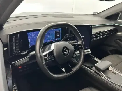 Photo 9 Renault Espace 1.2 E-Tech full hybrid 200ch Techno 7 places