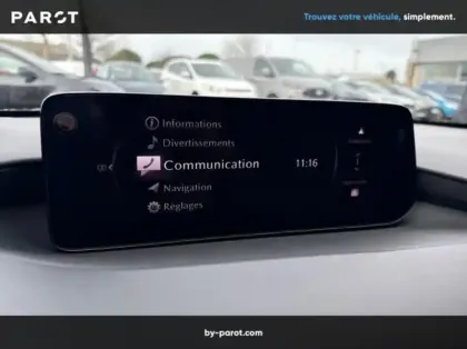 Photo 7 Mazda Mazda3 2.0 e-SKYACTIV-X M-Hybrid 186ch Exclusive Line BVA 2025 Euro6e