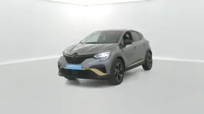 Photo 31 Renault Captur  E-Tech full hybrid 145