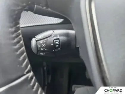 Photo 11 Peugeot 208  Electrique 50 kWh 136ch