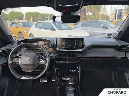 Photo 11 Peugeot 2008  PureTech 130 S&S EAT8