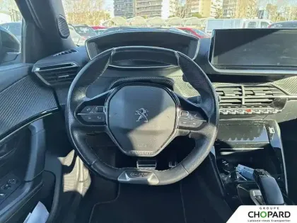 Photo 15 Peugeot 2008  Electrique 136 ch