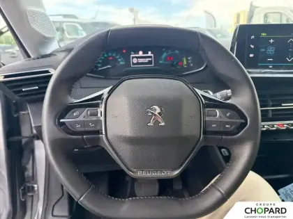 Photo 15 Peugeot 208  Electrique 50 kWh 136ch