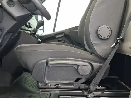 Photo 23 Renault Master  FGN TRAC F3500 L2H2 BLUE DCI 135