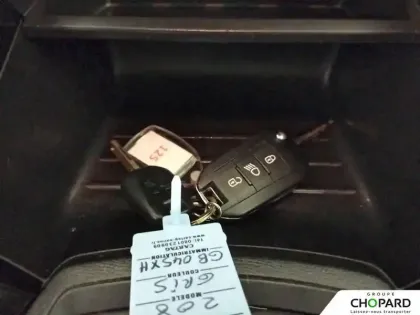 Photo 30 Peugeot 208  PureTech 75 S&S BVM5