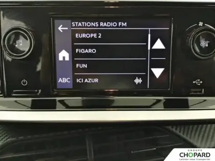 Photo 46 Peugeot 208  PureTech 75 S&S BVM5