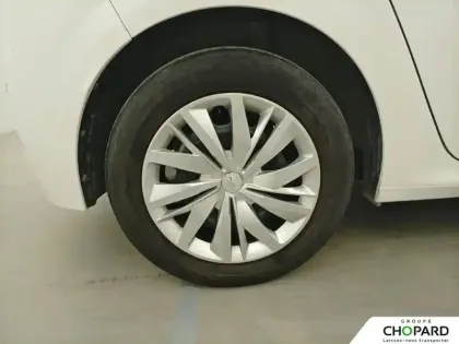 Photo 45 Peugeot 208  BLUEHDI 100 S&S BVM6