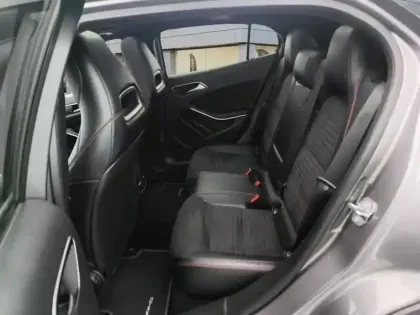 Photo 22 Mercedes GLA  200 7-G DCT Sensation