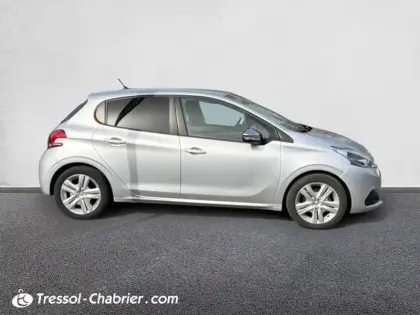 Photo 11 Peugeot 208  1.2 PureTech 82ch BVM5 Style