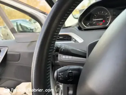 Photo 26 Peugeot 208  1.2 PureTech 82ch BVM5 Style