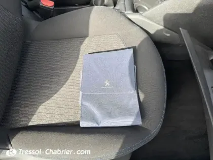 Photo 29 Peugeot 208  1.2 PureTech 82ch BVM5 Style