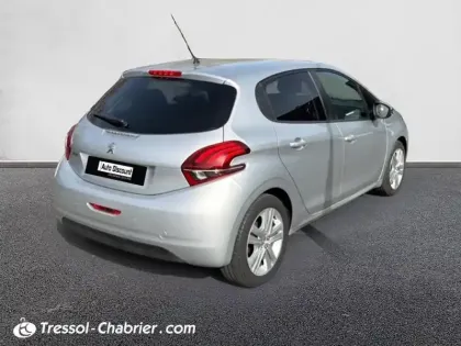 Photo 12 Peugeot 208  1.2 PureTech 82ch BVM5 Style