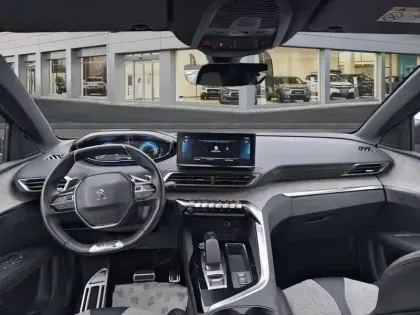 Photo 9 Peugeot 3008  Hybrid 225 e-EAT8 GT