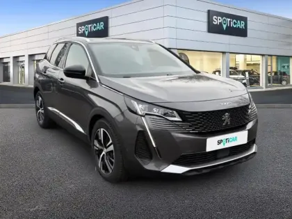 Photo 28 Peugeot 3008  Hybrid 225 e-EAT8 GT