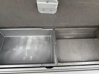 Photo 26 Peugeot 3008  Hybrid 225 e-EAT8 GT