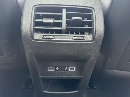 Photo 26 Peugeot 308  PHEV 180 e-EAT8 GT