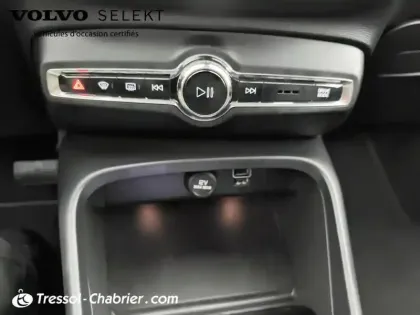 Photo 12 Volvo Xc40  D4 AWD AdBlue 190 ch Geartronic 8 Inscription
