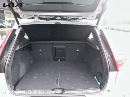 Photo 7 Volvo Xc40  B3 163 ch DCT7 Momentum