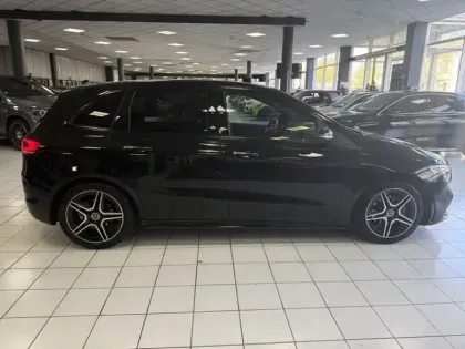 Photo 5 Mercedes Classe B 180 d AMG Line Edition