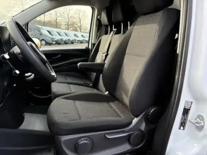 Photo 33 Mercedes Vito 116 CDI Fourgon Long L2 163CH 