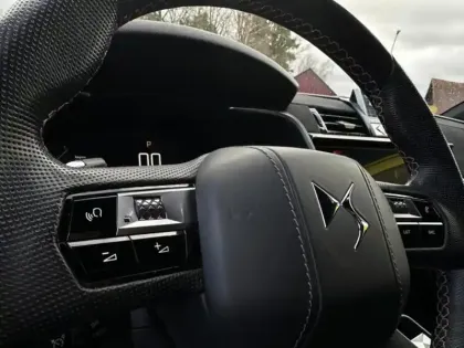 Photo 17 DS DS 7 Gén. I Ph1 NG Performance Line + 5