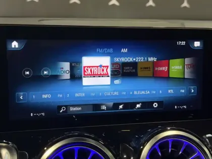 Photo 14 Mercedes GLB 200 d AMG Line