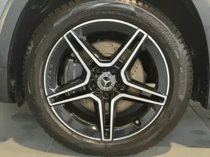 Photo 8 Mercedes GLB 200 d AMG Line