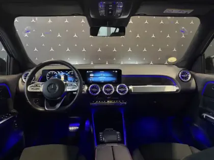 Photo 10 Mercedes GLB 200 d AMG Line