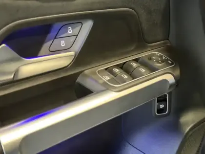 Photo 11 Mercedes GLB 200 d AMG Line